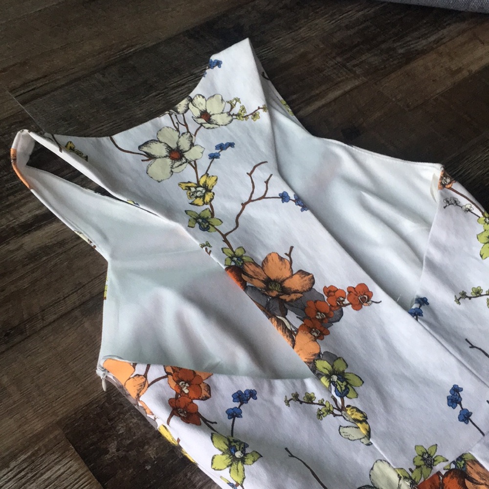 Zara floral dress ⚡️ - Picture 3 of 7